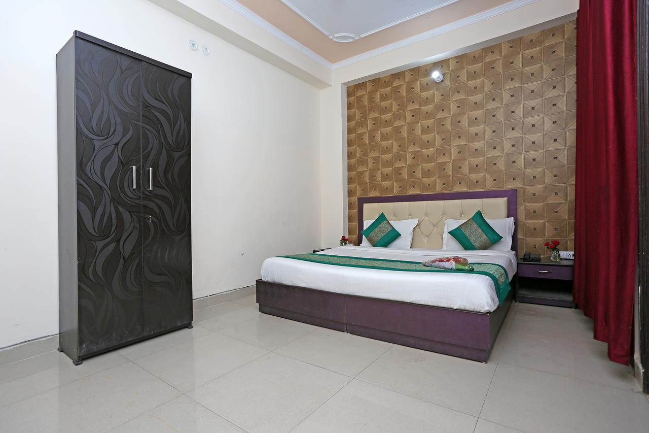 Hotel Avalon Nueva Delhi Exterior foto
